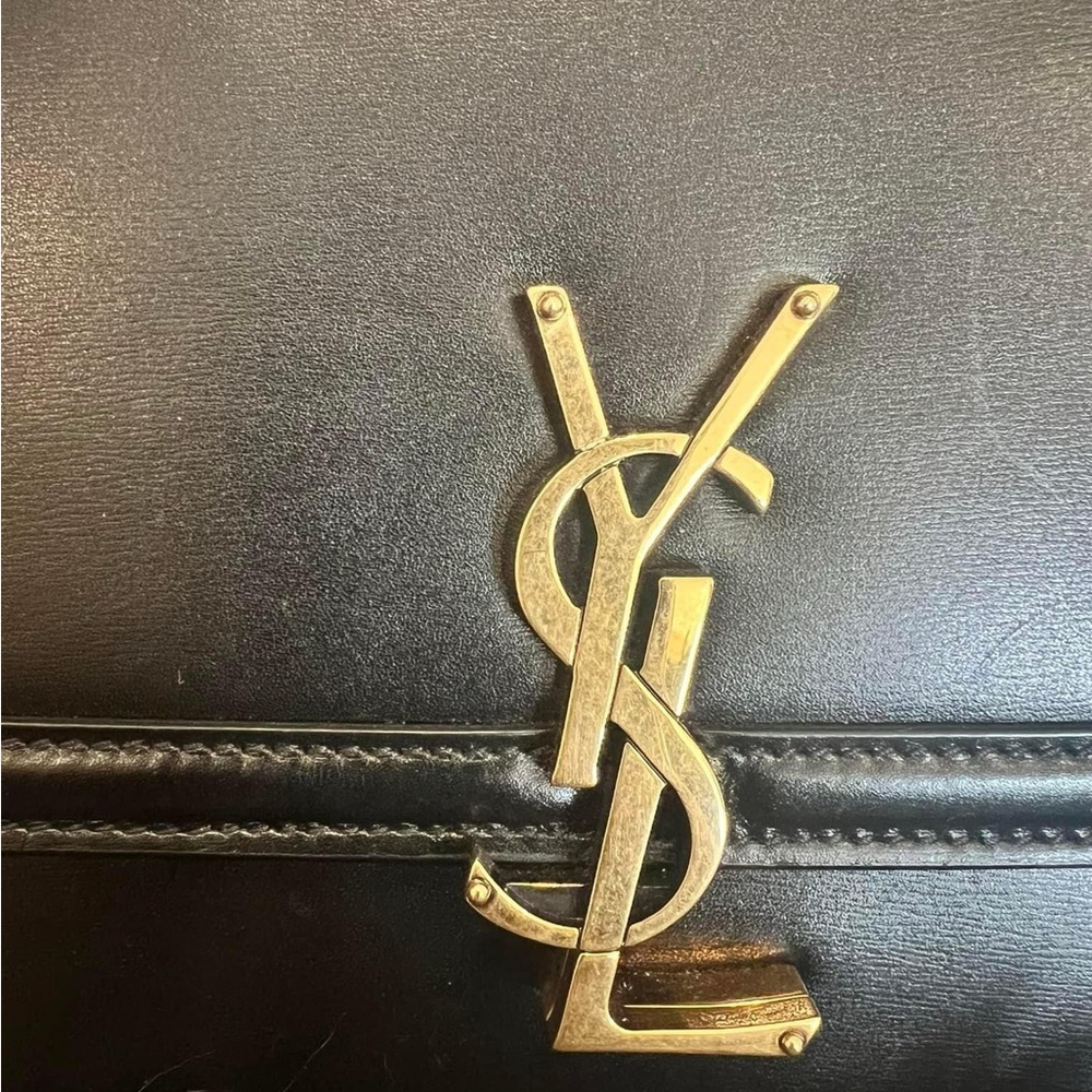 SOLD
YSL Solferino Medium Satchel Bag - Picture 6 of 12